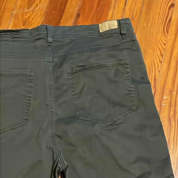 Supplies by Union Bay Skinny Jeans - Picture 3 of 9